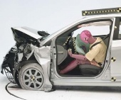 2016 Hyundai Accent IIHS Frontal Impact Crash Test Picture